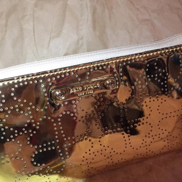 Kate Spade Little Shiloh Metro Gold heart - Picture 2 of 4